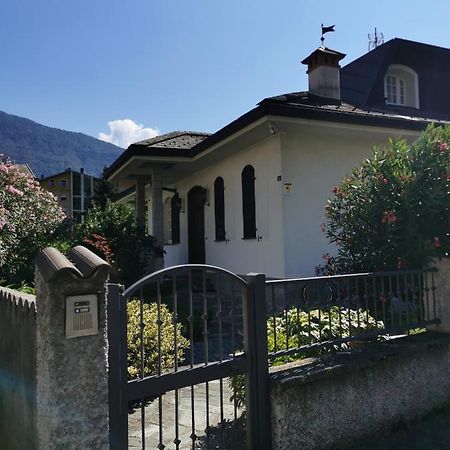 Casa Vacanze - Residenza Elvezia Tirano Εξωτερικό φωτογραφία